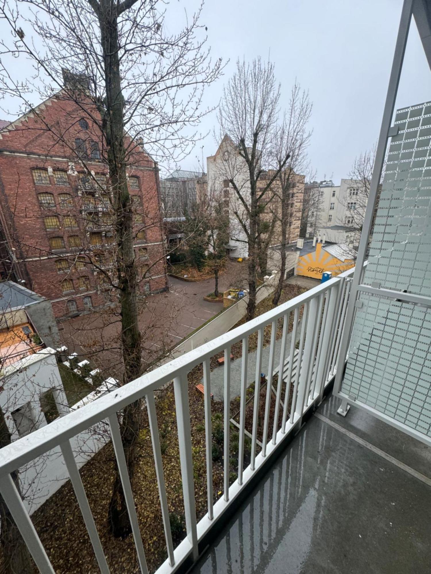 Apartament Przy Placu Wolnosci Познан Екстериор снимка