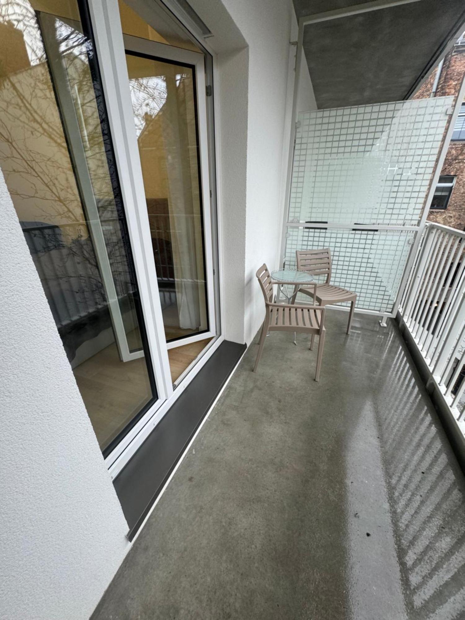 Apartament Przy Placu Wolnosci Познан Екстериор снимка